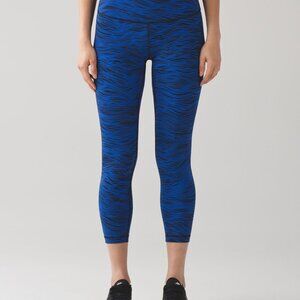 🍋LULULEMON High Times Pant (Full-On Luxtreme)
Life Lines Cerulean Blue size 8
